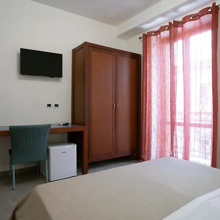 Petit Hotel-3