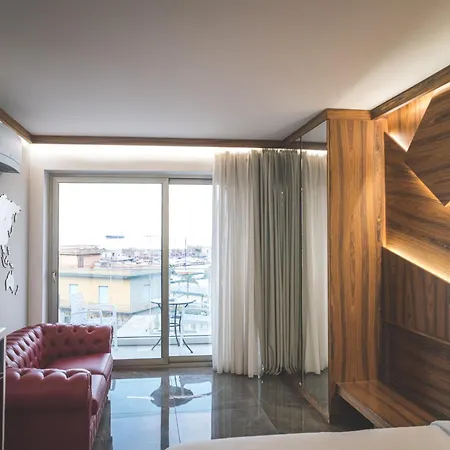 Upper - Boutique Hotel-3
